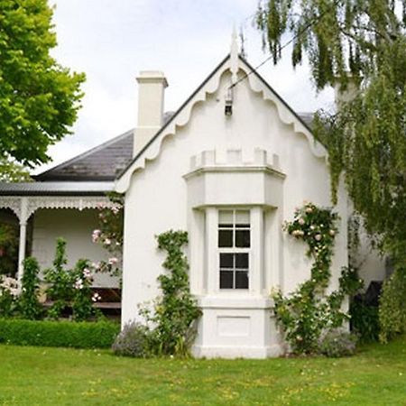 Camellia Cottage Bed & Breakfast Scotsburn 외부 사진