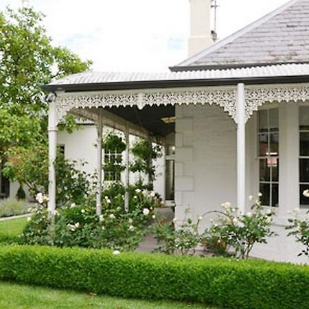 Camellia Cottage Bed & Breakfast Scotsburn 외부 사진
