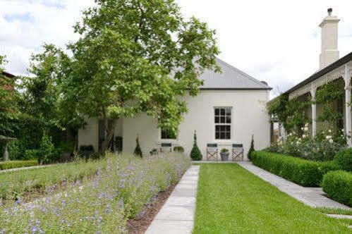 Camellia Cottage Bed & Breakfast Scotsburn 외부 사진